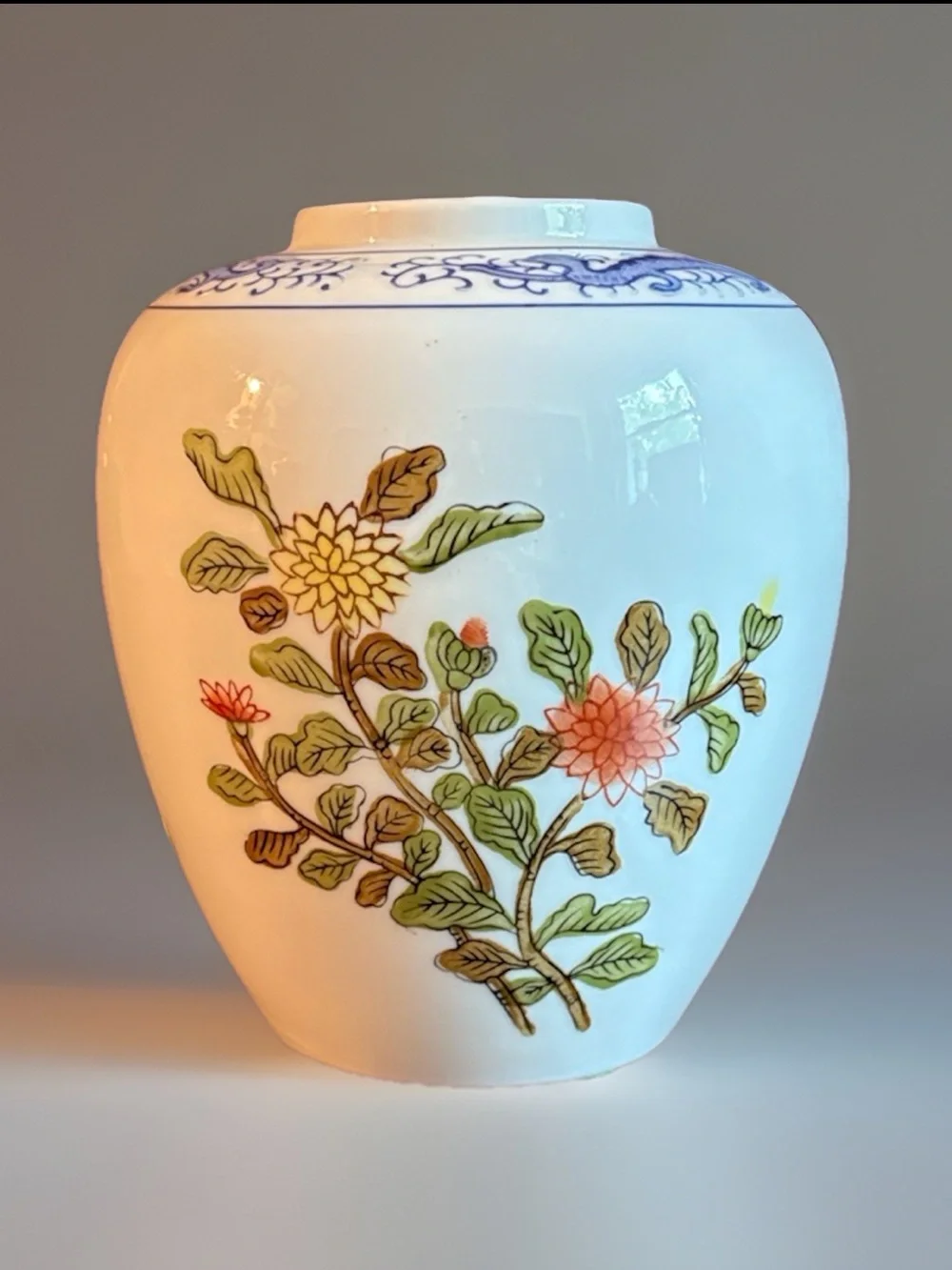 ANDREA BY SADEK JAPANESE vintage jar/vase (no lid)—collector item